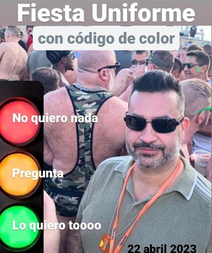 Valdesaz La Casona De Castilnovo - Gay Men Only 게스트하우스 외부 사진